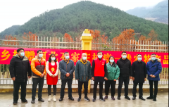 @石家庄：重庆农民夫妇捐的1000箱脐橙甜吗？捐赠