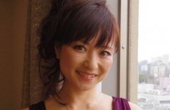 路越体育官网:AV传奇女优3年拍43部赚千万闪电引退 双亲曝真相