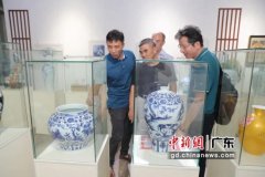大地娱乐平台:景德镇洪州瓷画院老中青艺术名家瓷艺精品展在穗